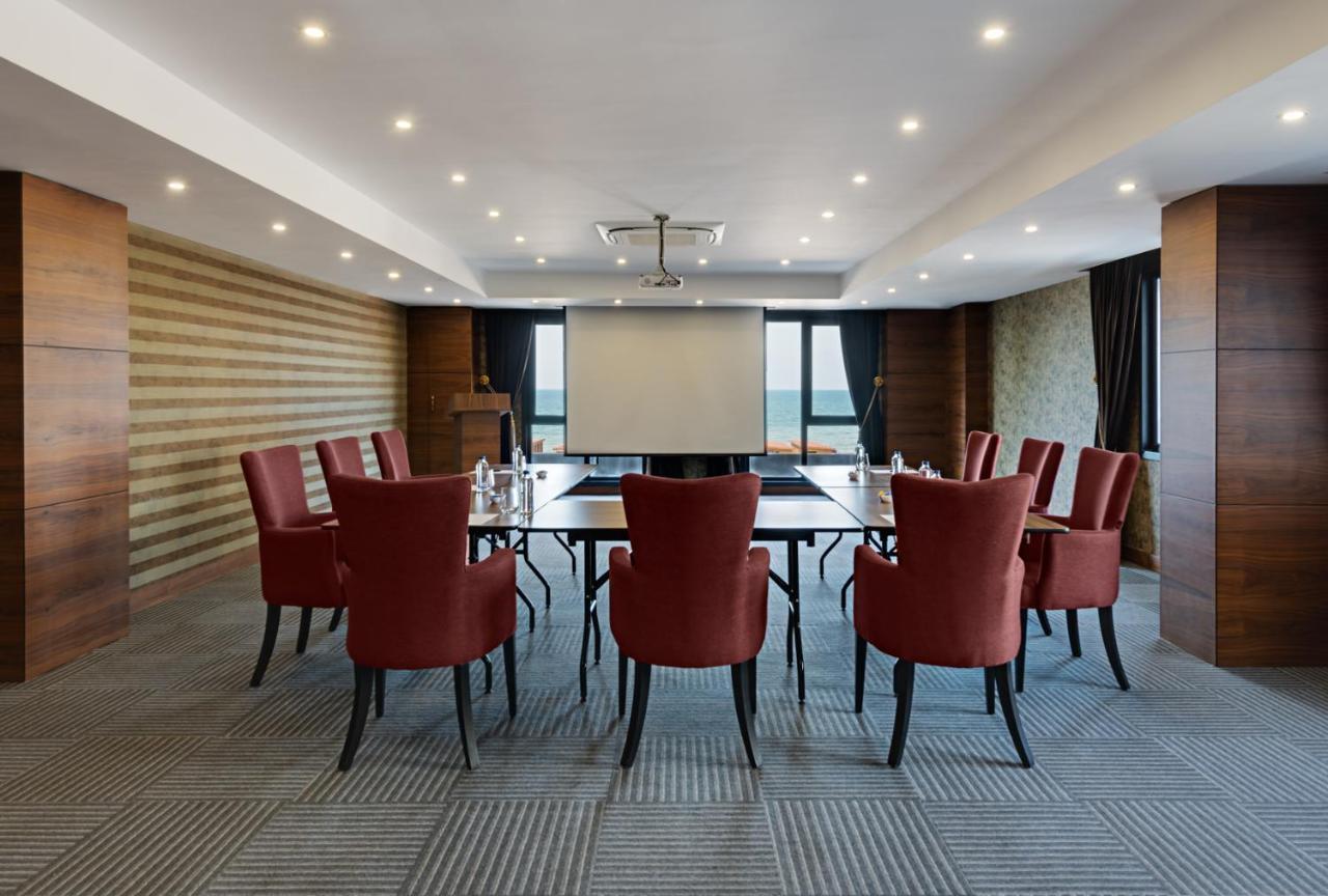 Moevenpick Hotel Trabzon Buitenkant foto