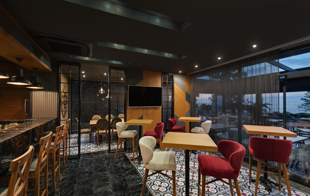 Moevenpick Hotel Trabzon Buitenkant foto